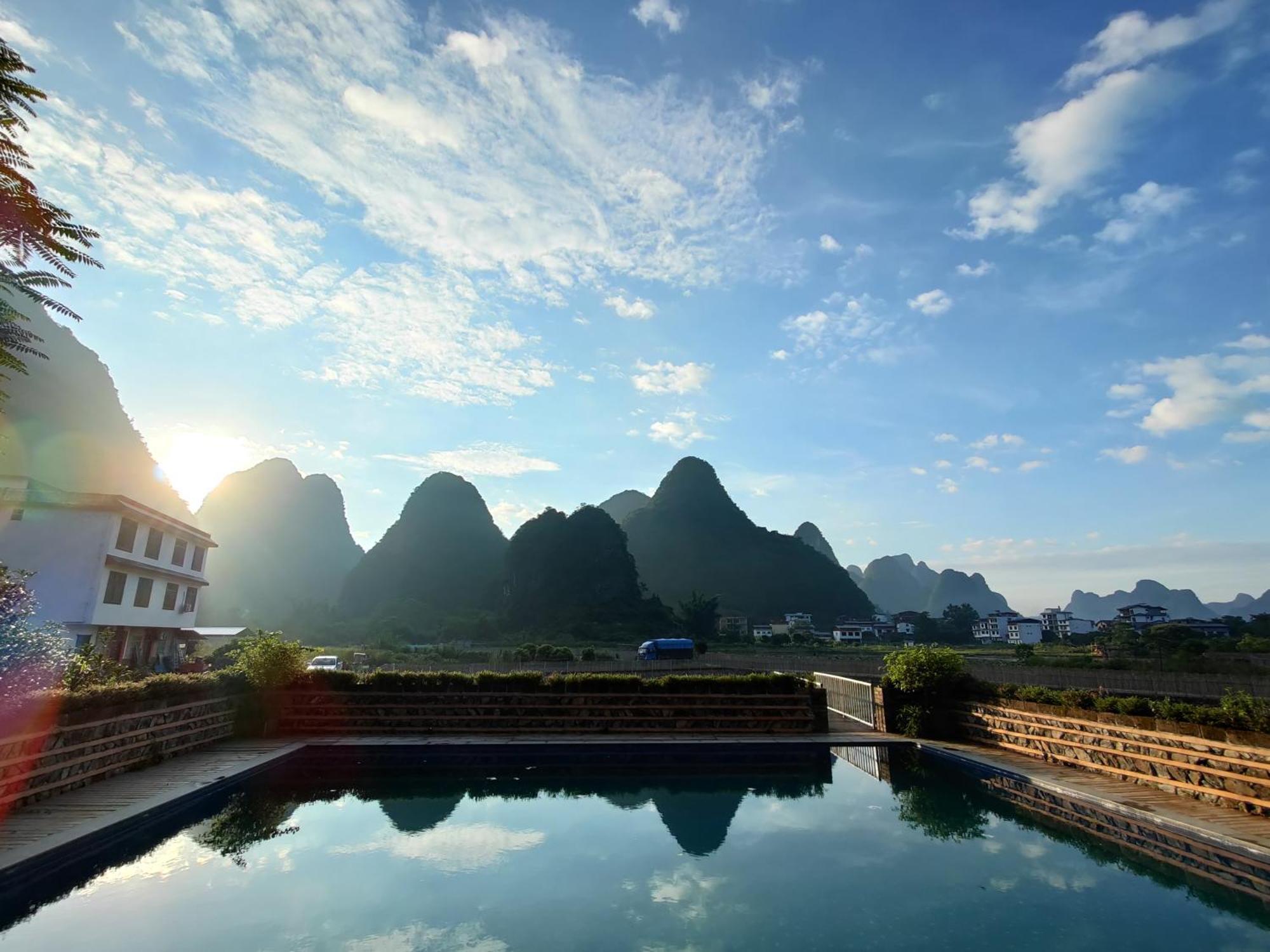Affittacamere Yangshuo Tea Cozy--One Way Free Pick Up From Airport Or Ts 4 Nights Esterno foto